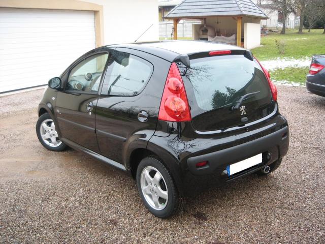 http://www.forum-peugeot.com/Forum/mesimages/27720/107 propre (1).jpg